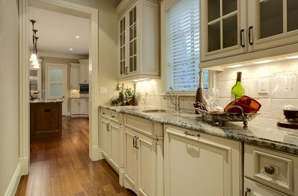 Butlers Pantry Installation in Rowlett