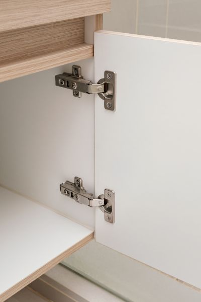 Cabinet Hardware Assembly in Rowlett
